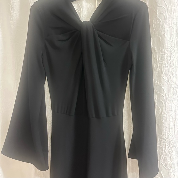 🍸Milio-Milano Twist Front Open Back Gown | NWT | S, M, L🍸 - Picture 8 of 9